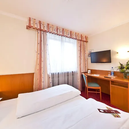 Primus Frankfurt Sachsenhausen 3*