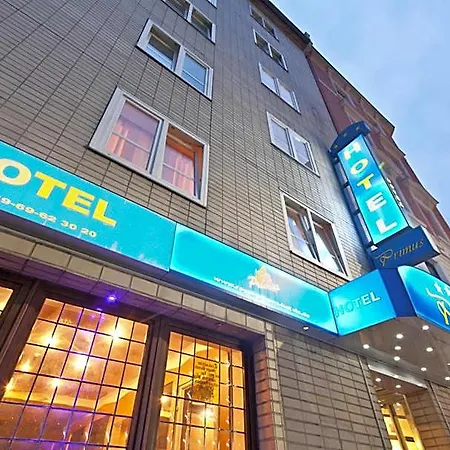 法兰克福萨克森豪森诺富姆酒店 美因河畔法兰克福