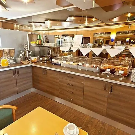 法兰克福萨克森豪森诺富姆酒店 美因河畔法兰克福