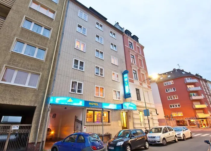 Primus Frankfurt Sachsenhausen 3*